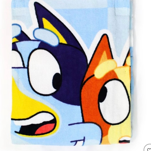 Set of TWO Bluey and Bingo Beach Towels NWT!  New in package. - Picture 2 of 4